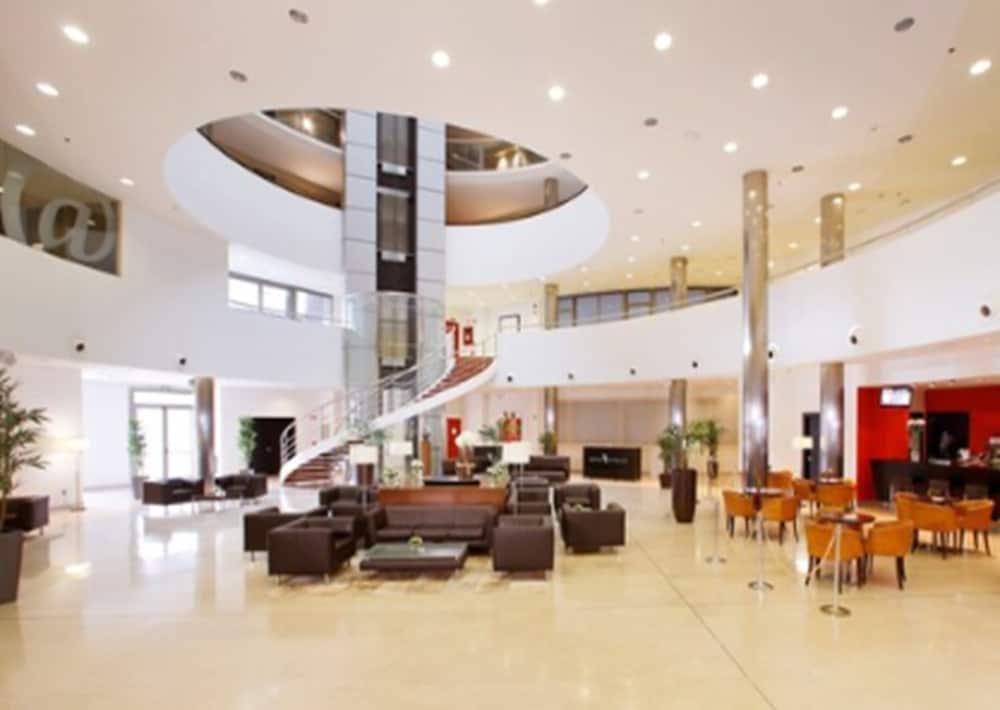 restaurant-cafeteria