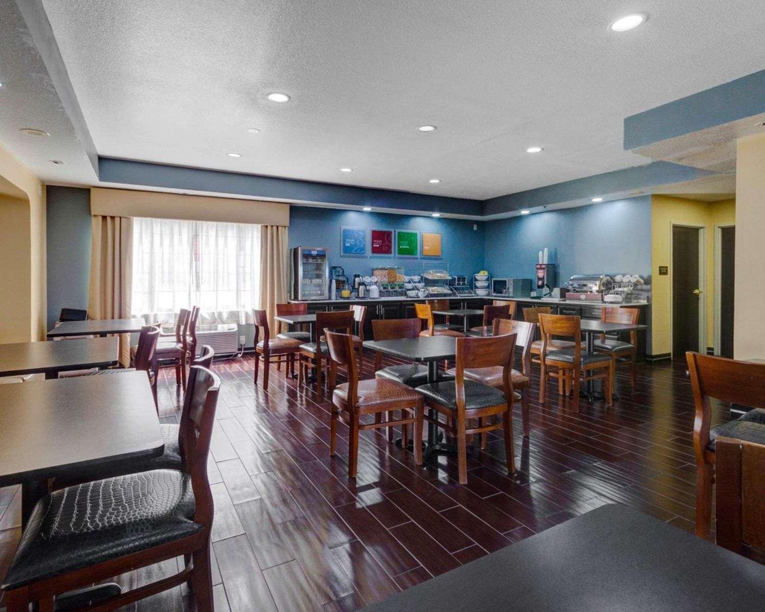 restaurant cafeteria