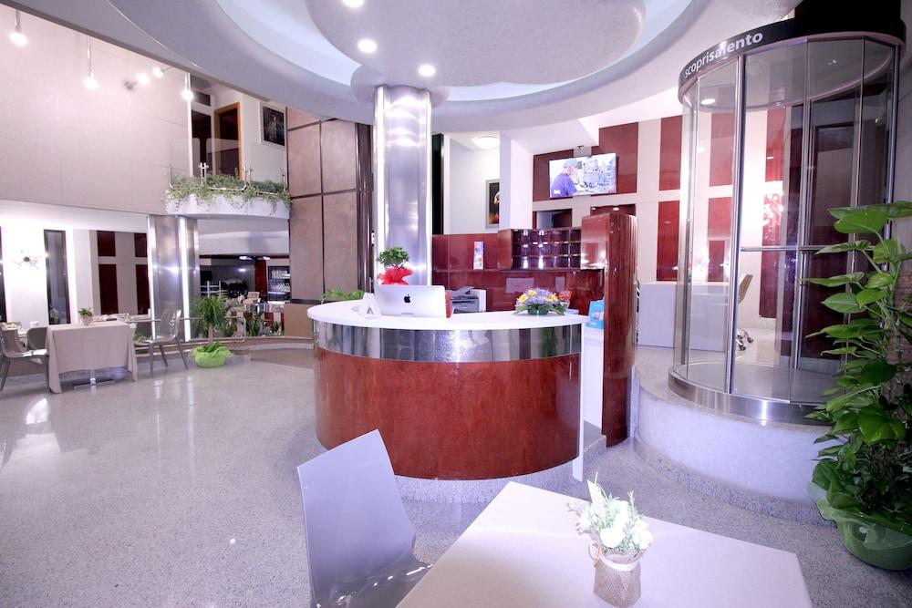 lobby