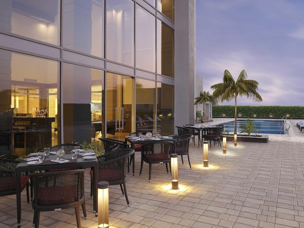 swimming pool spa