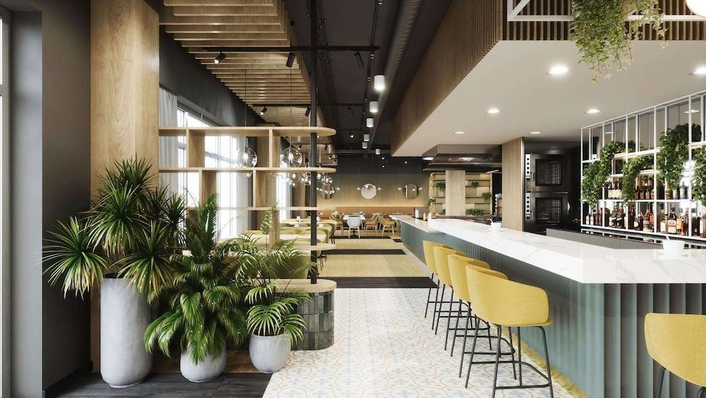 restaurant cafeteria