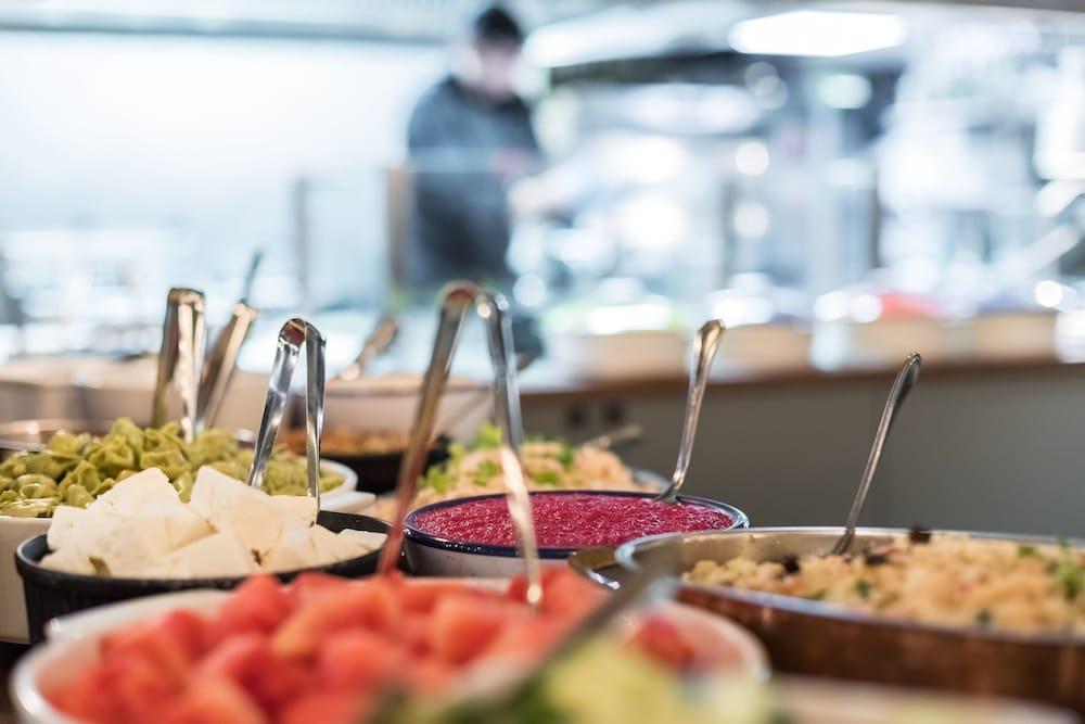 restaurant-cafeteria