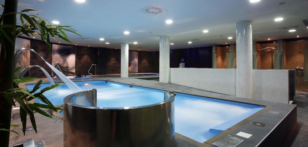 swimming pool spa