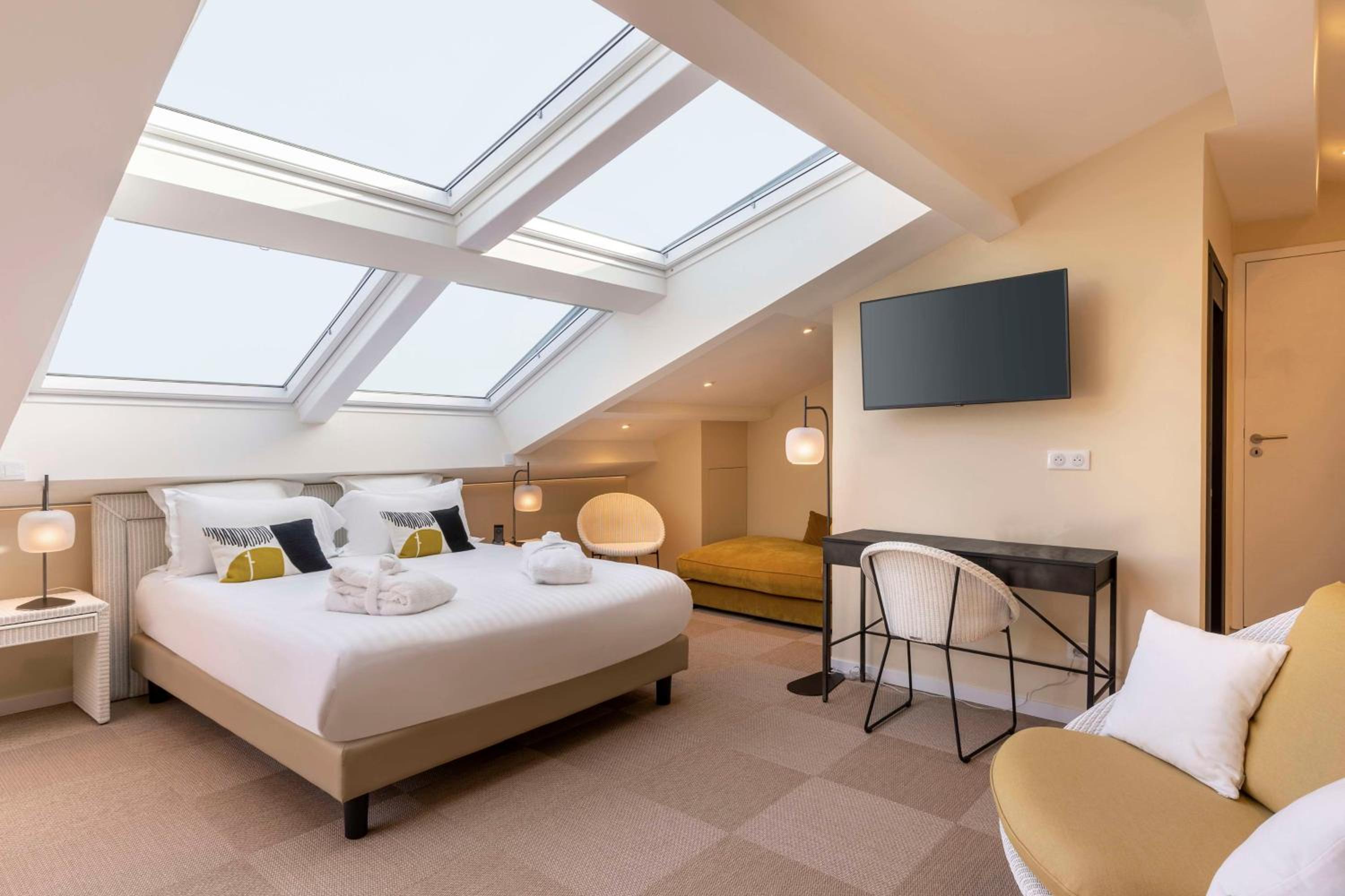 rooms