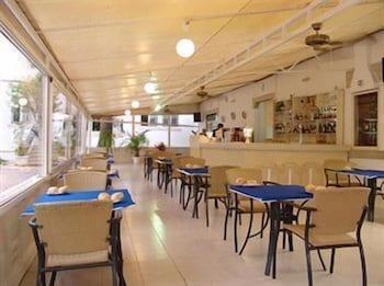 restaurant-cafeteria