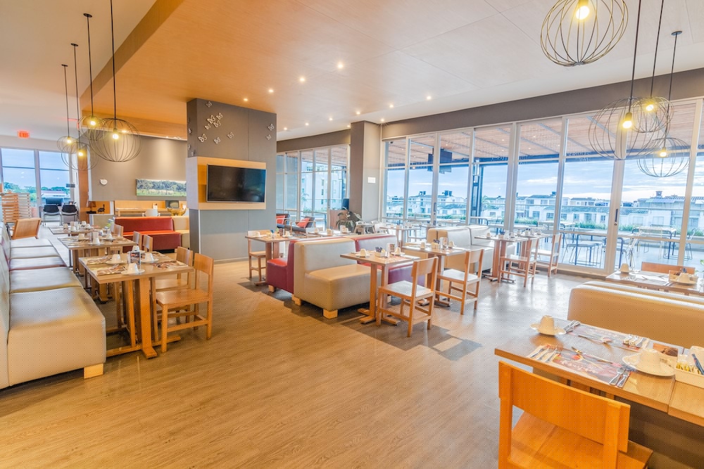 restaurant-cafeteria