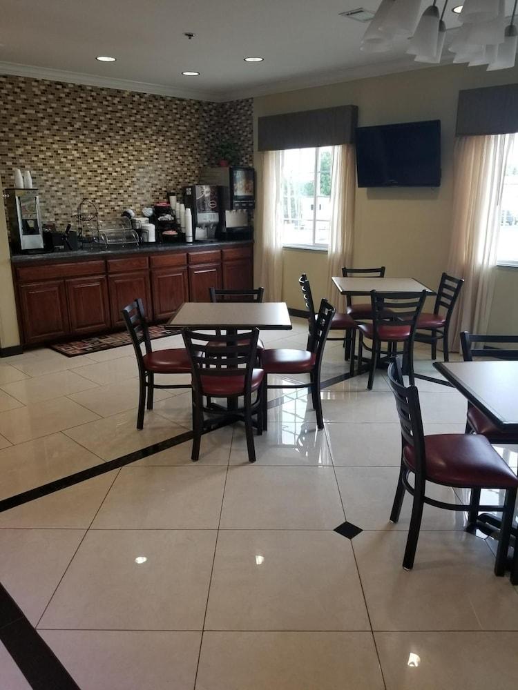 restaurant-cafeteria