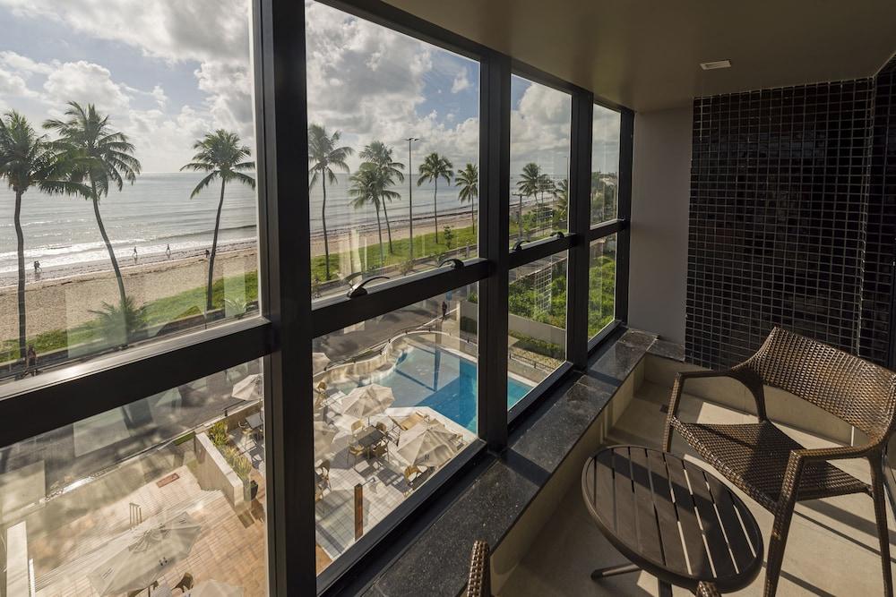 swimming pool spa