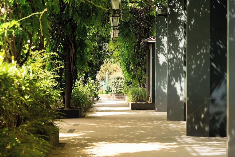 surroundings