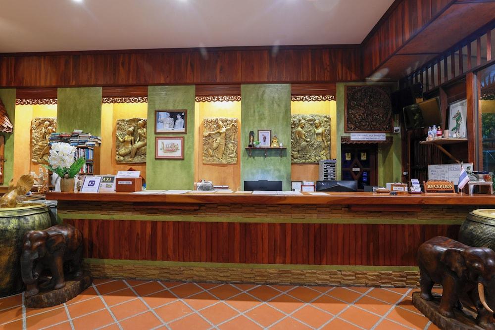 lobby