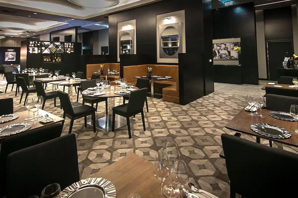 restaurant-cafeteria