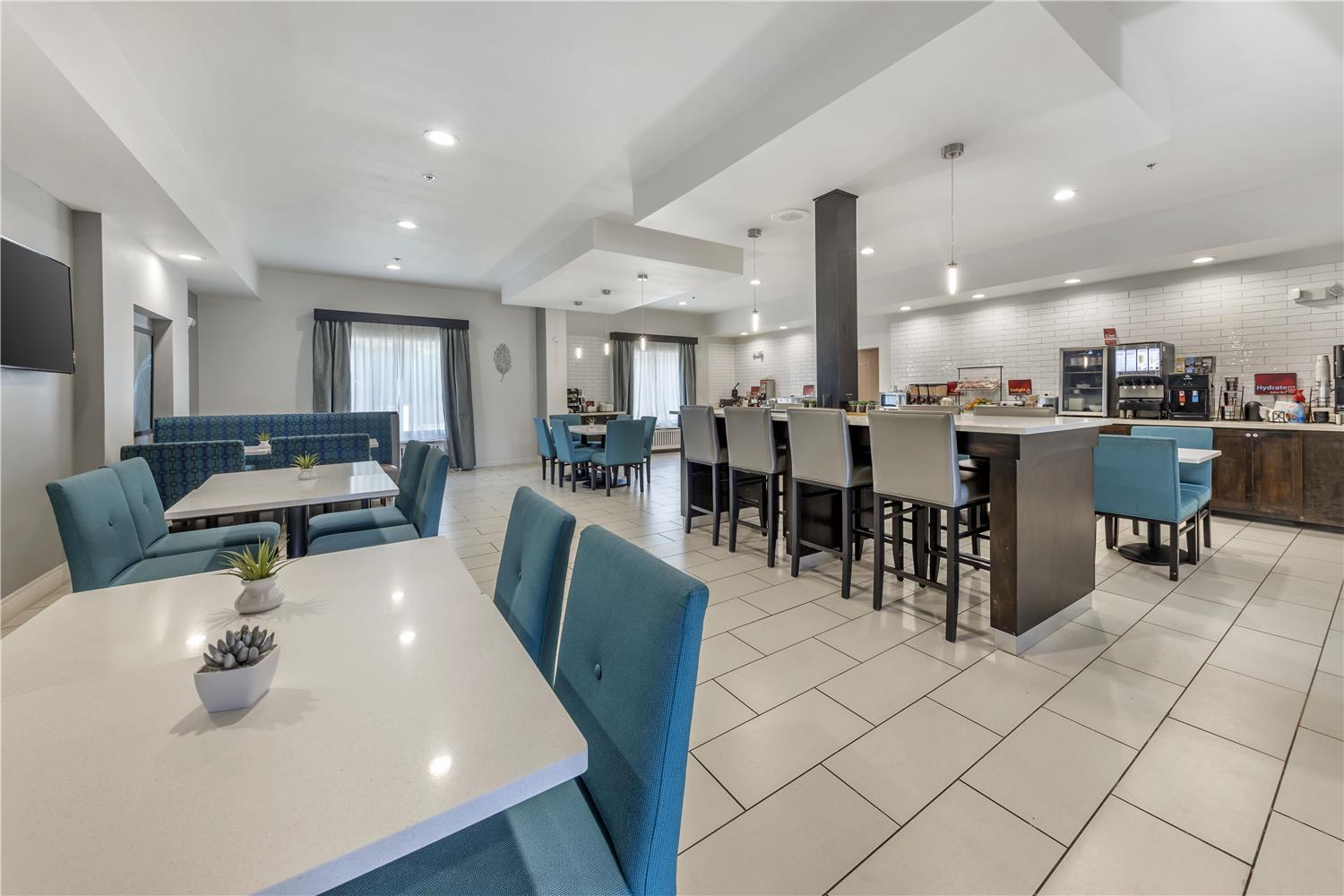 restaurant cafeteria