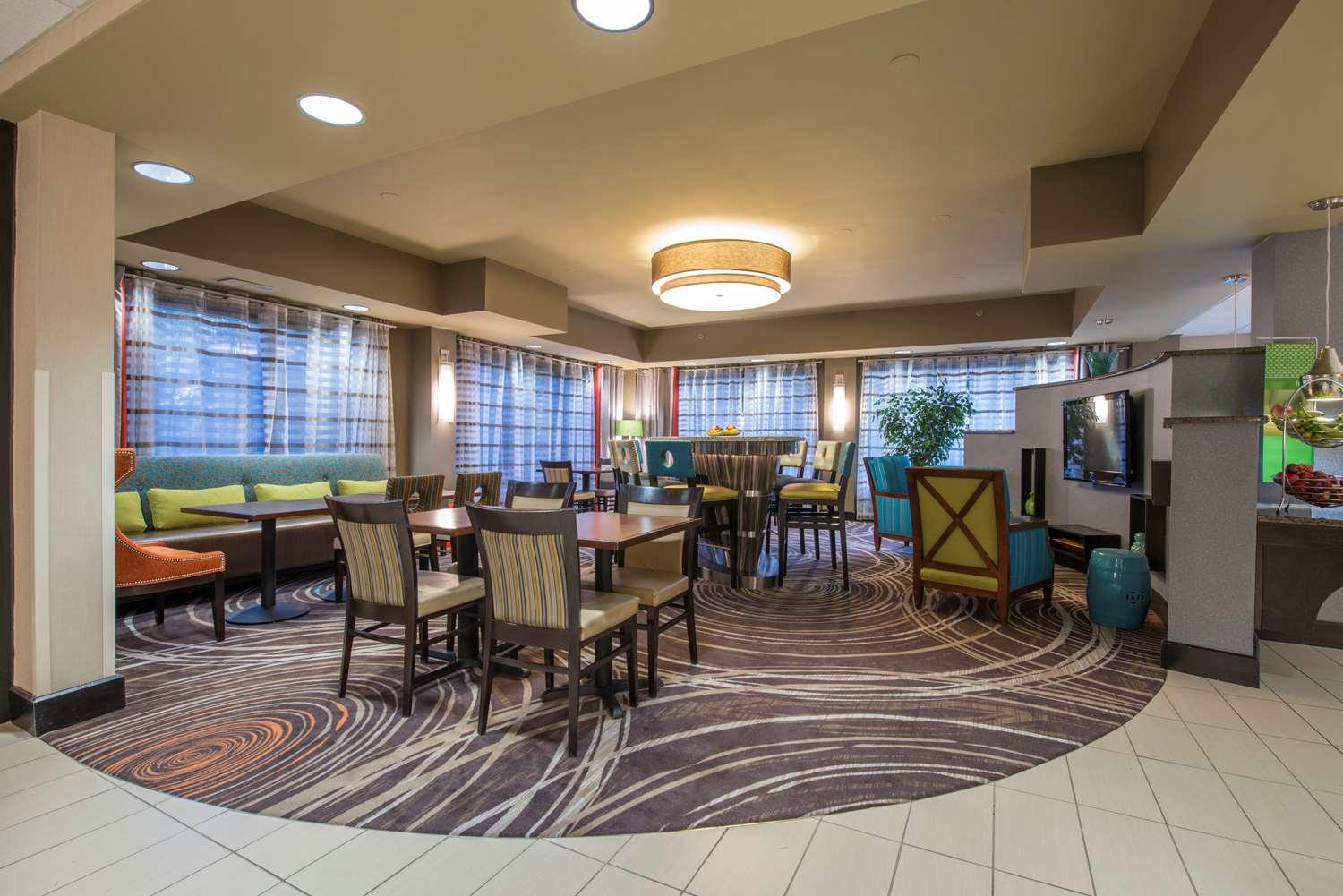 restaurant cafeteria