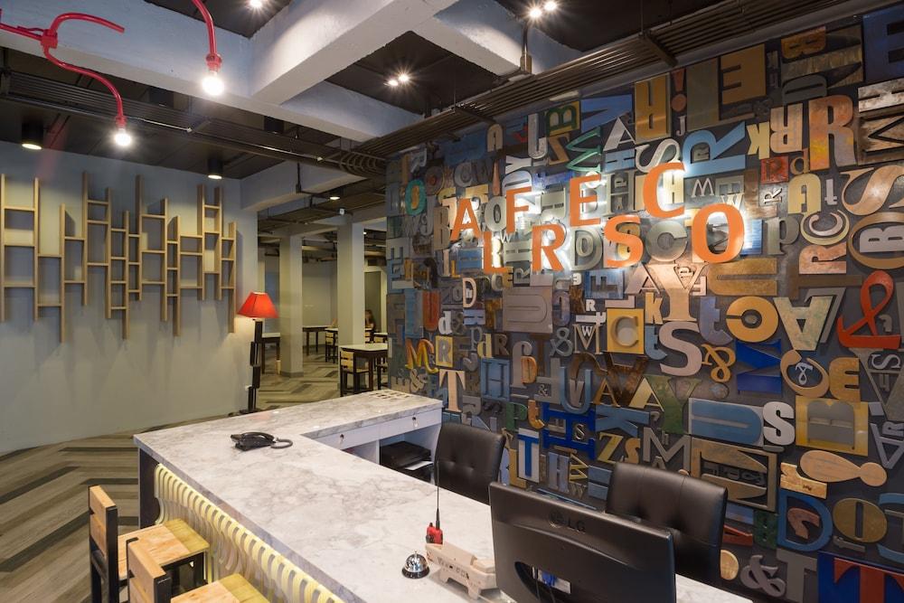 restaurant cafeteria