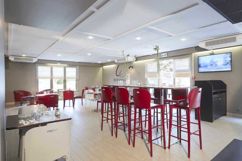 restaurant-cafeteria