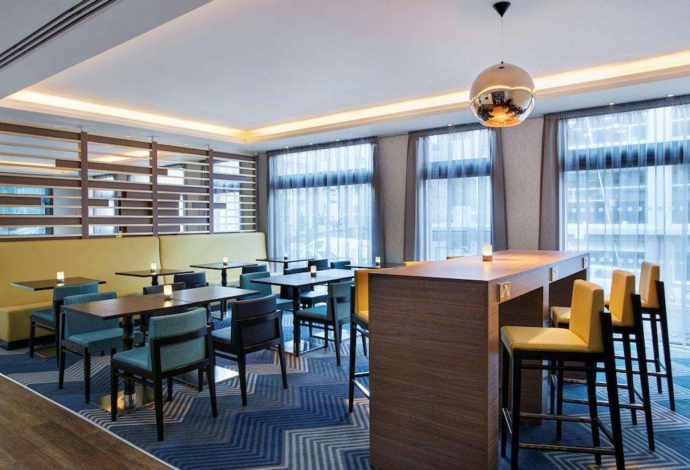 restaurant-cafeteria