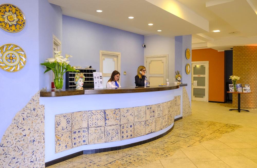 lobby