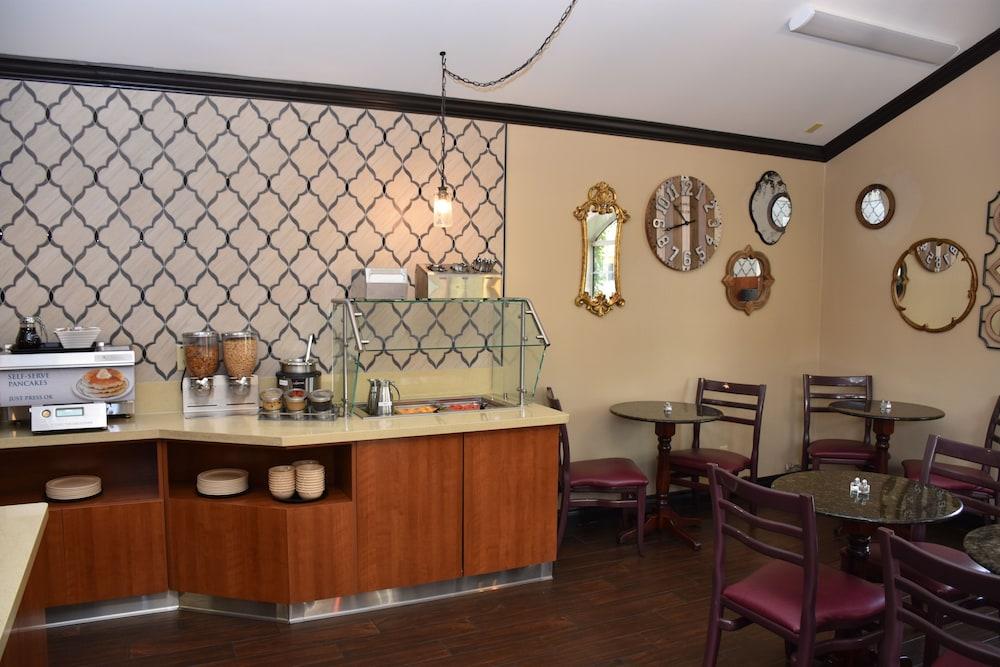 restaurant-cafeteria