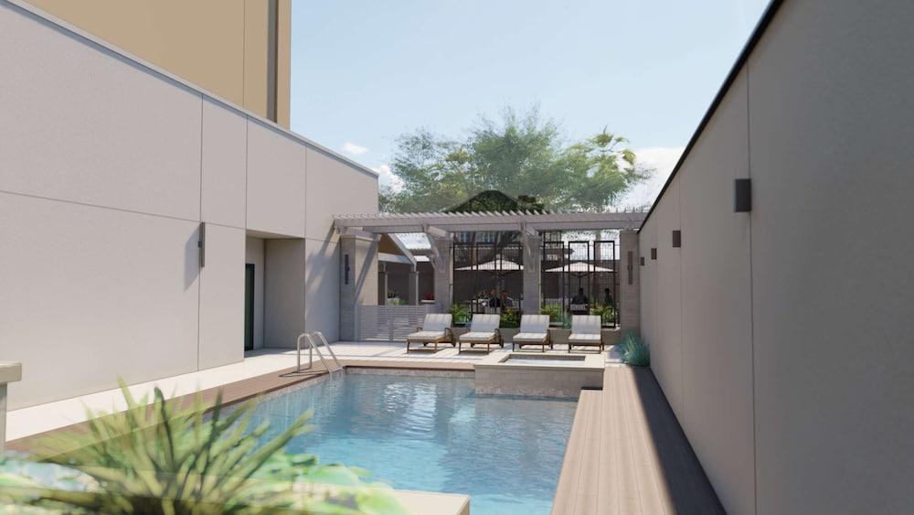 swimming pool spa