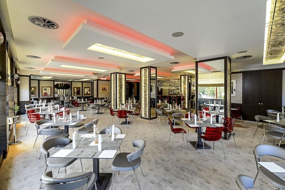 restaurant-cafeteria