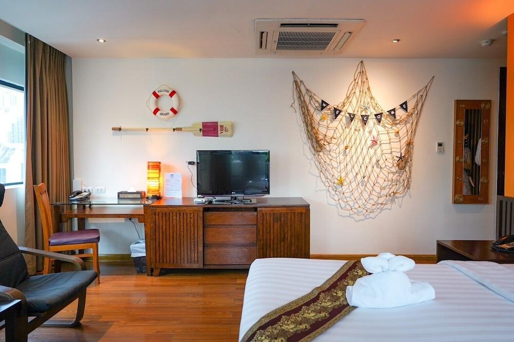 rooms