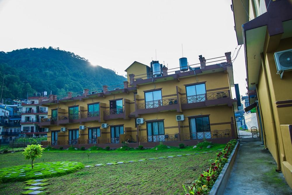 surroundings