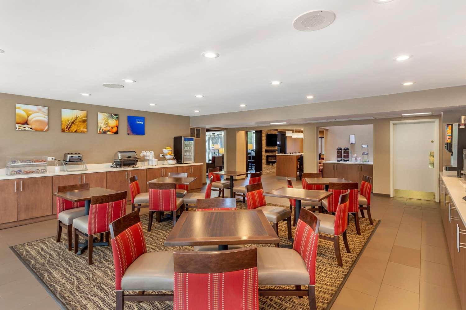 restaurant cafeteria
