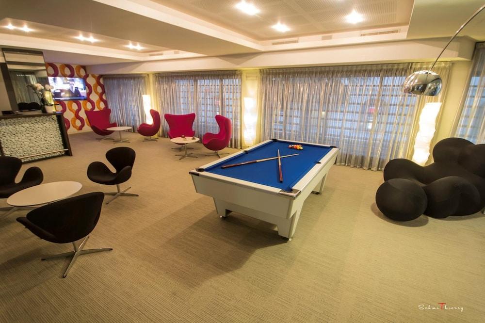 lounge