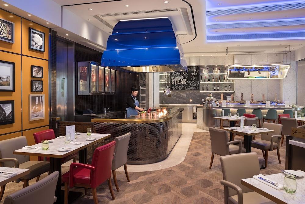 restaurant cafeteria