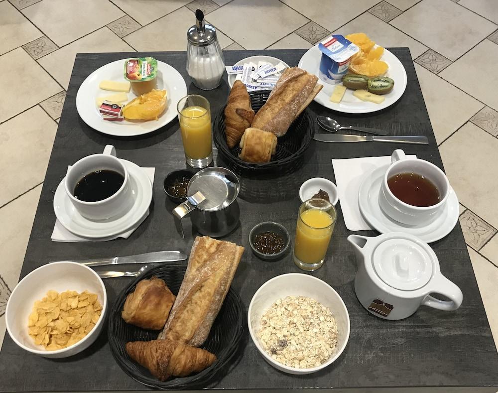 restaurant-cafeteria