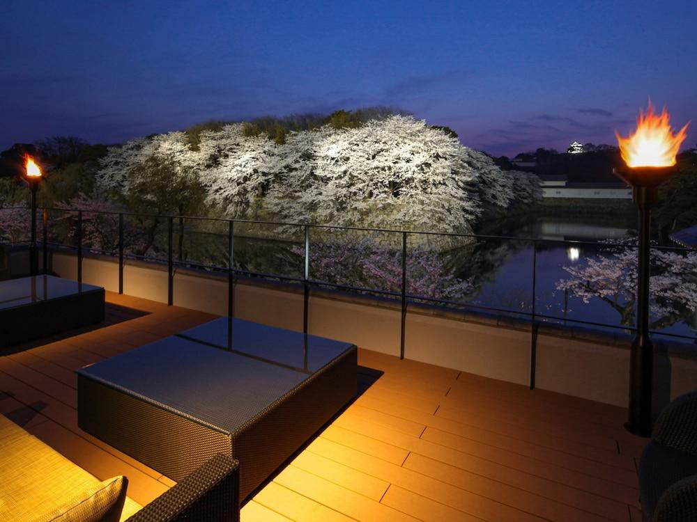 swimming pool spa
