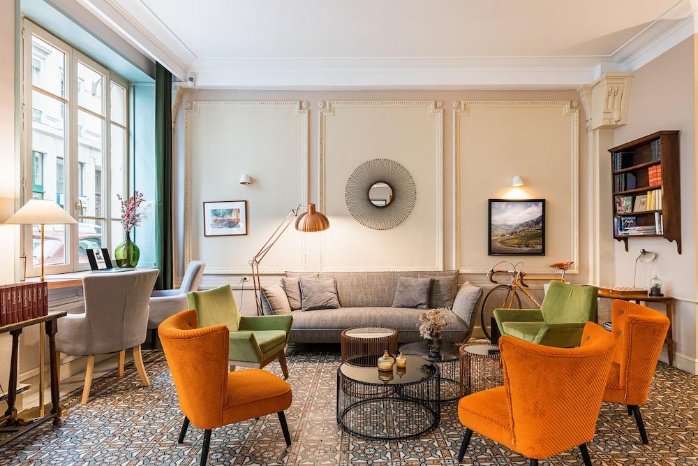 lounge