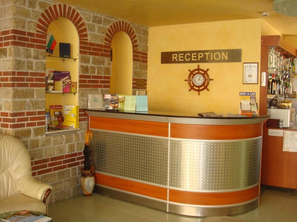 lobby