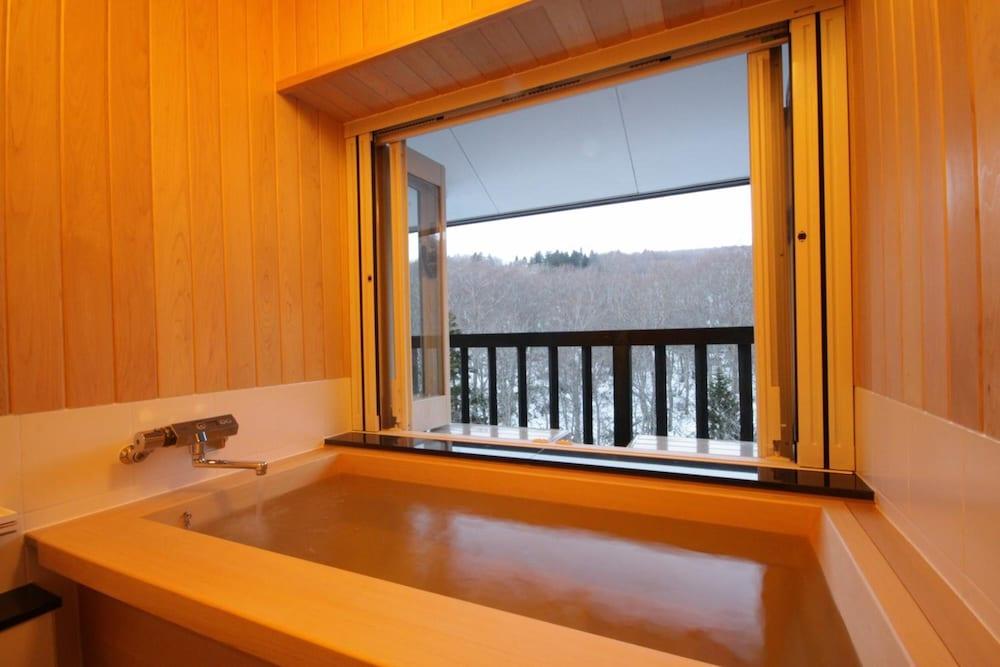 swimming pool spa
