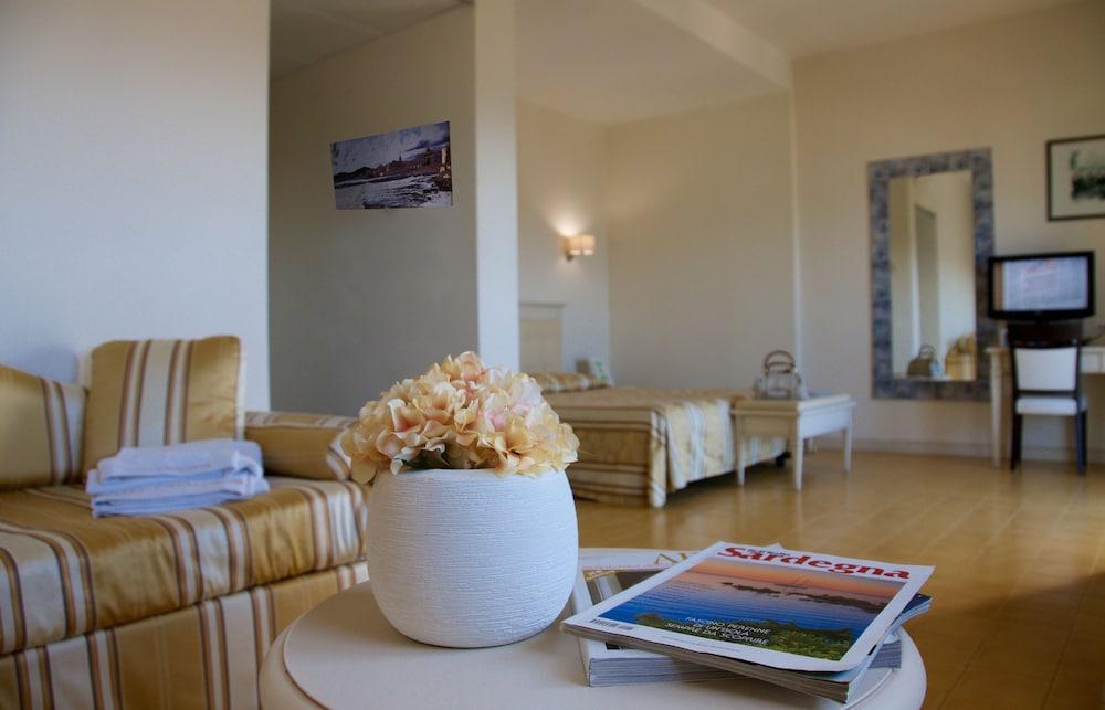 lounge