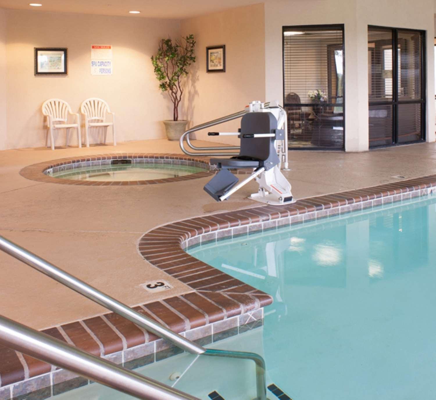 swimming pool spa