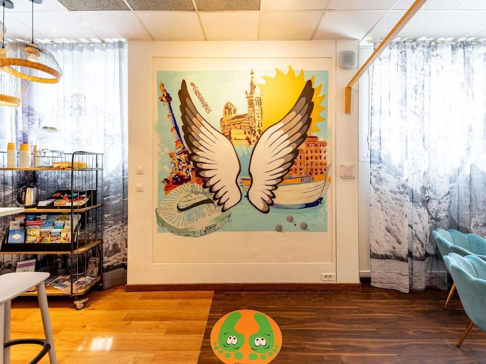 lobby