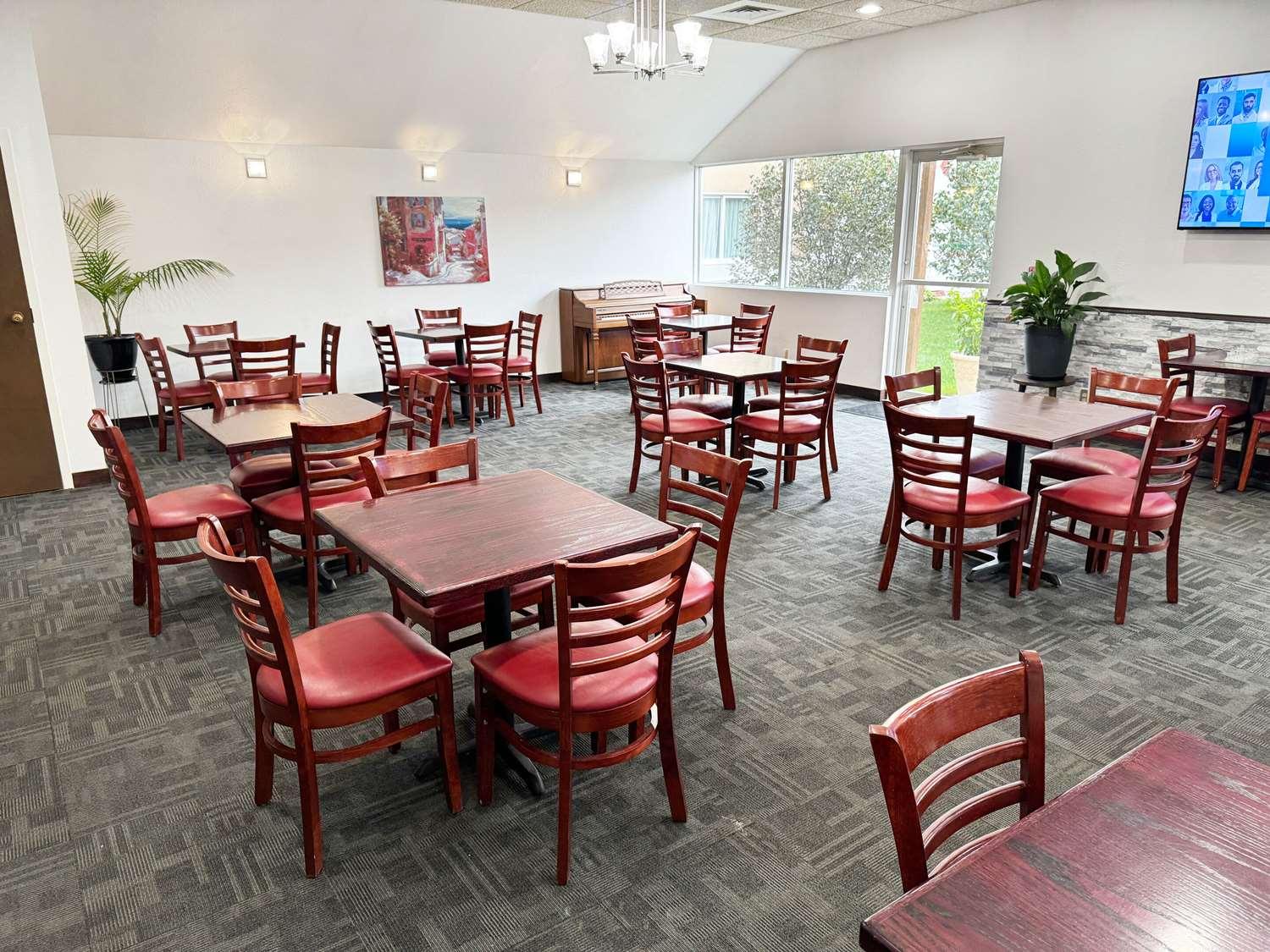 restaurant cafeteria
