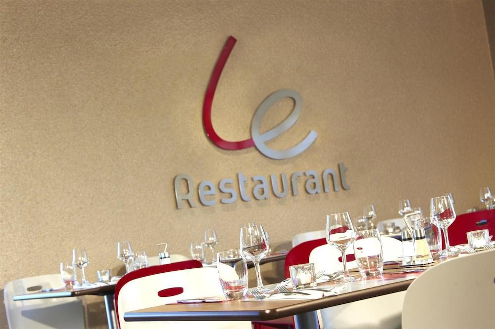 restaurant-cafeteria