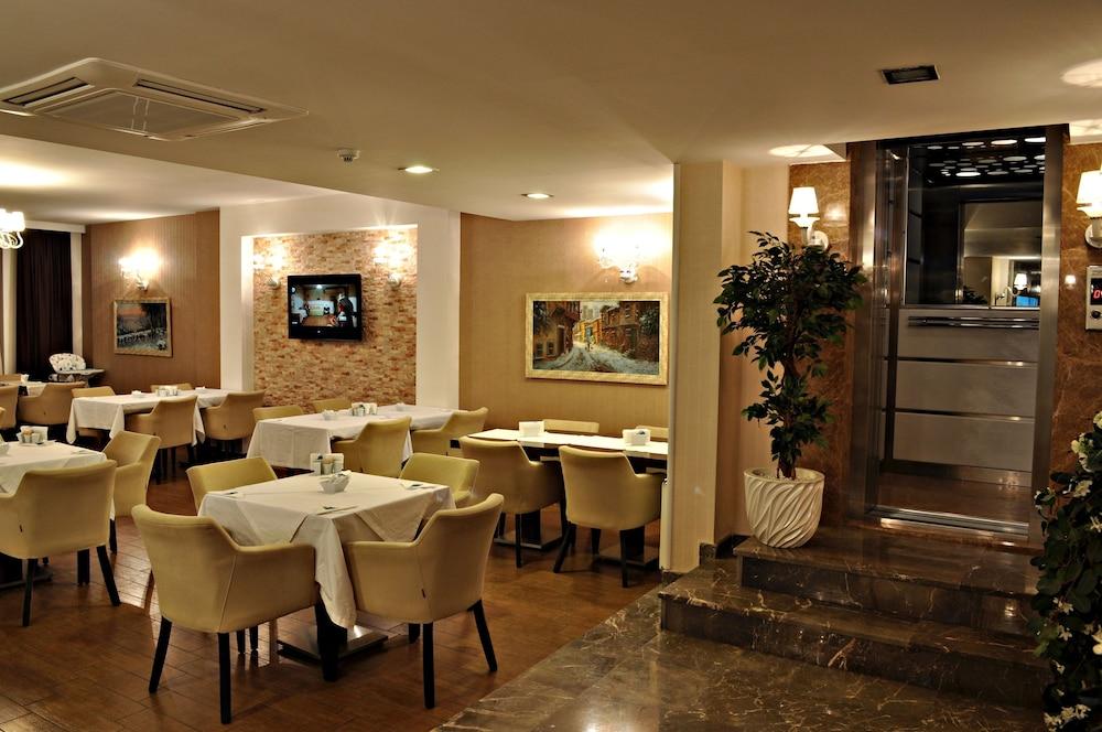 restaurant cafeteria