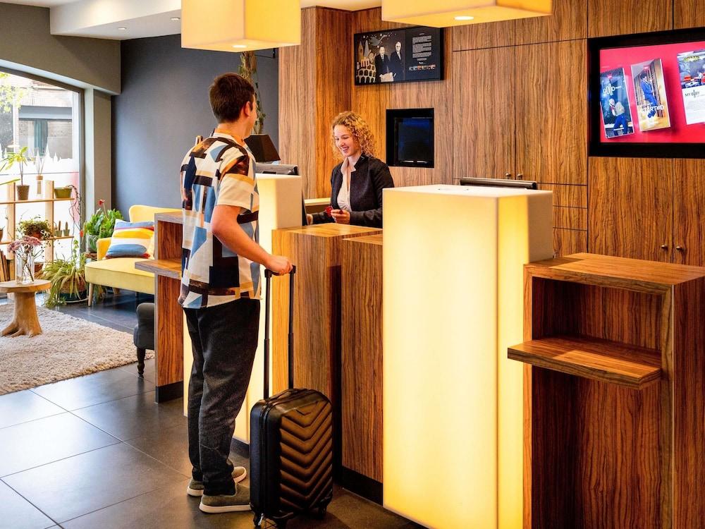 lobby