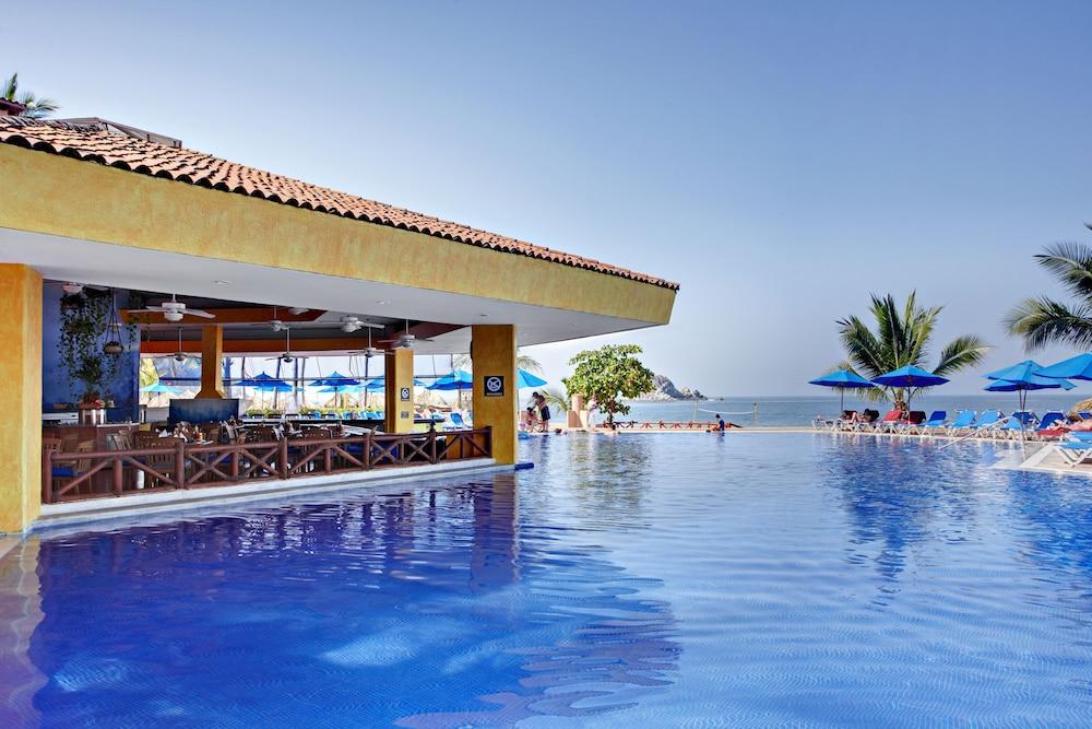 swimming pool spa