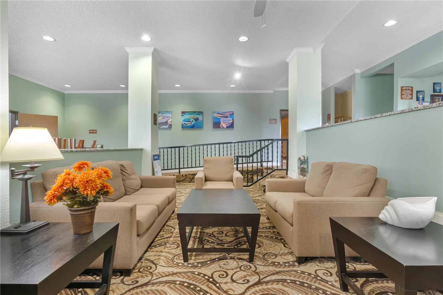 lounge