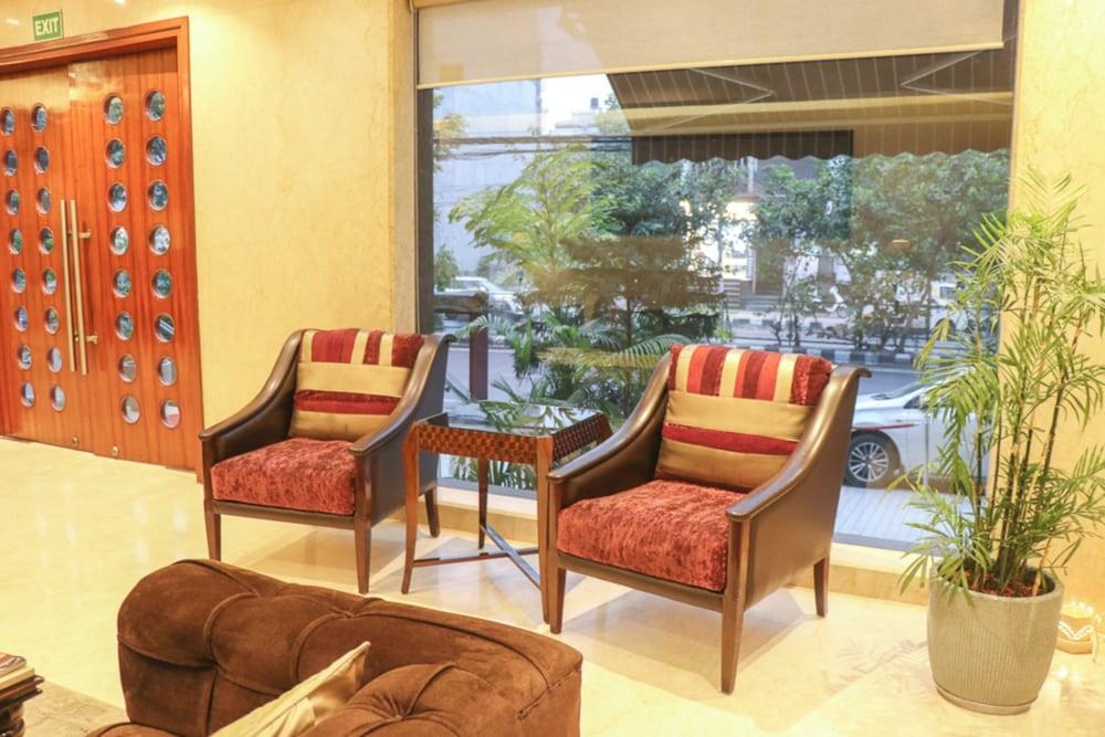 lounge