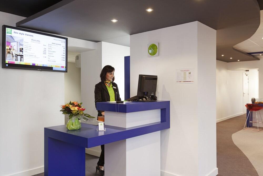 lobby