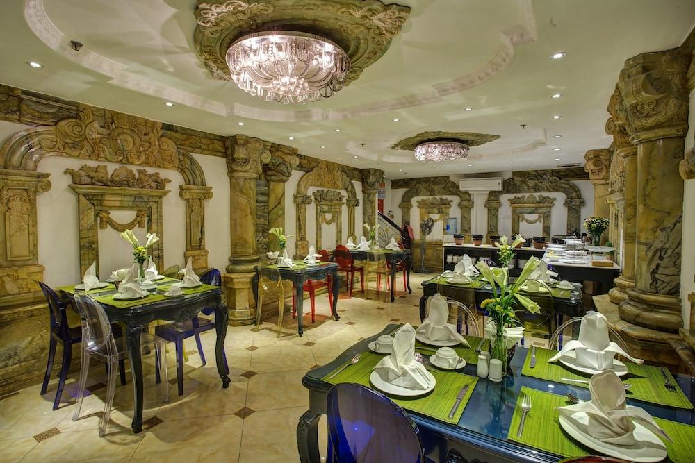 restaurant cafeteria