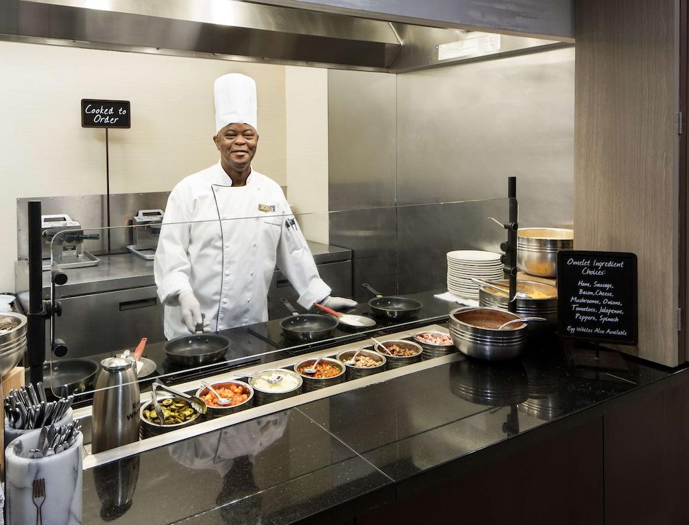 restaurant-cafeteria