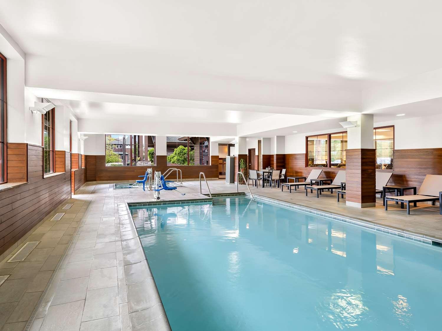 swimming pool spa