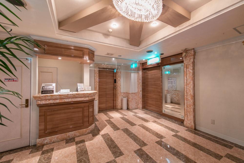 lobby