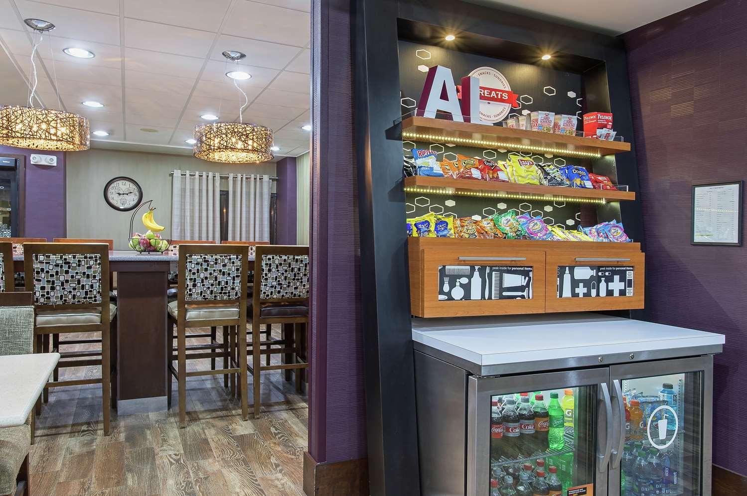 restaurant cafeteria